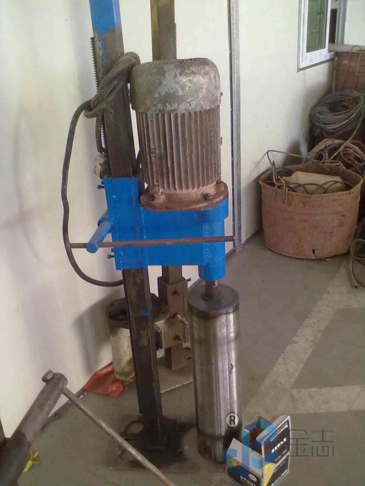 �����@��