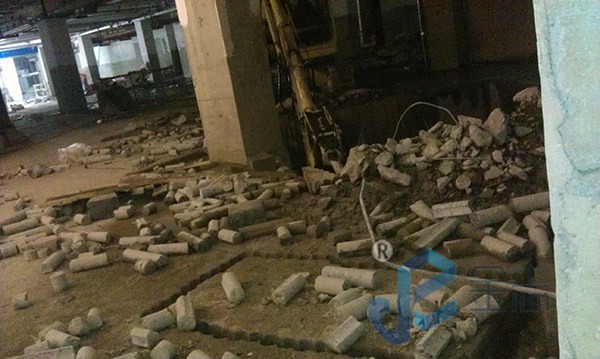 �����@��