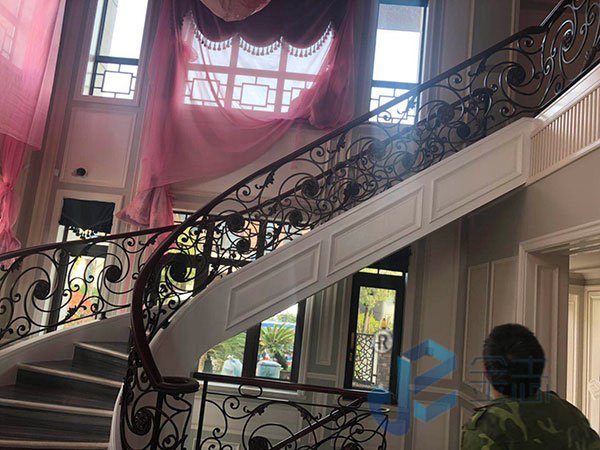 �Fˇ���D����